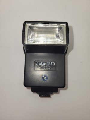 Vivitar Auto-Dedicated Thyristor 28-FD Mount  Flash