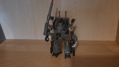 Transformers 2007 Deluxe Brawl Complete