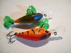 2 SHARP 6TH SENSE DIVING FISHING LURES IN GREEN & REDORNG CRAW FINISHES — photo 2
