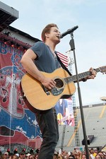 Hunter Hayes performs at 2014 Bayou Country Superfest at LSU Tiger- Old Photo 18