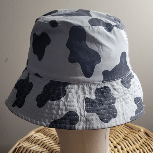 Bucket Hat Black & White Cow Print Reversible Cowgirl Embroidery Print Preowned - Picture 8 of 9