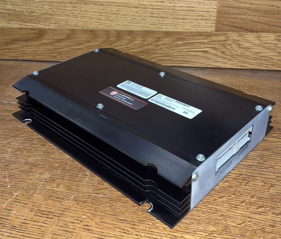 Amplificador de áudio estéreo rádio Cadillac Sevilha 2000-2004 9387436 09387436 - Imagem 2 de 4