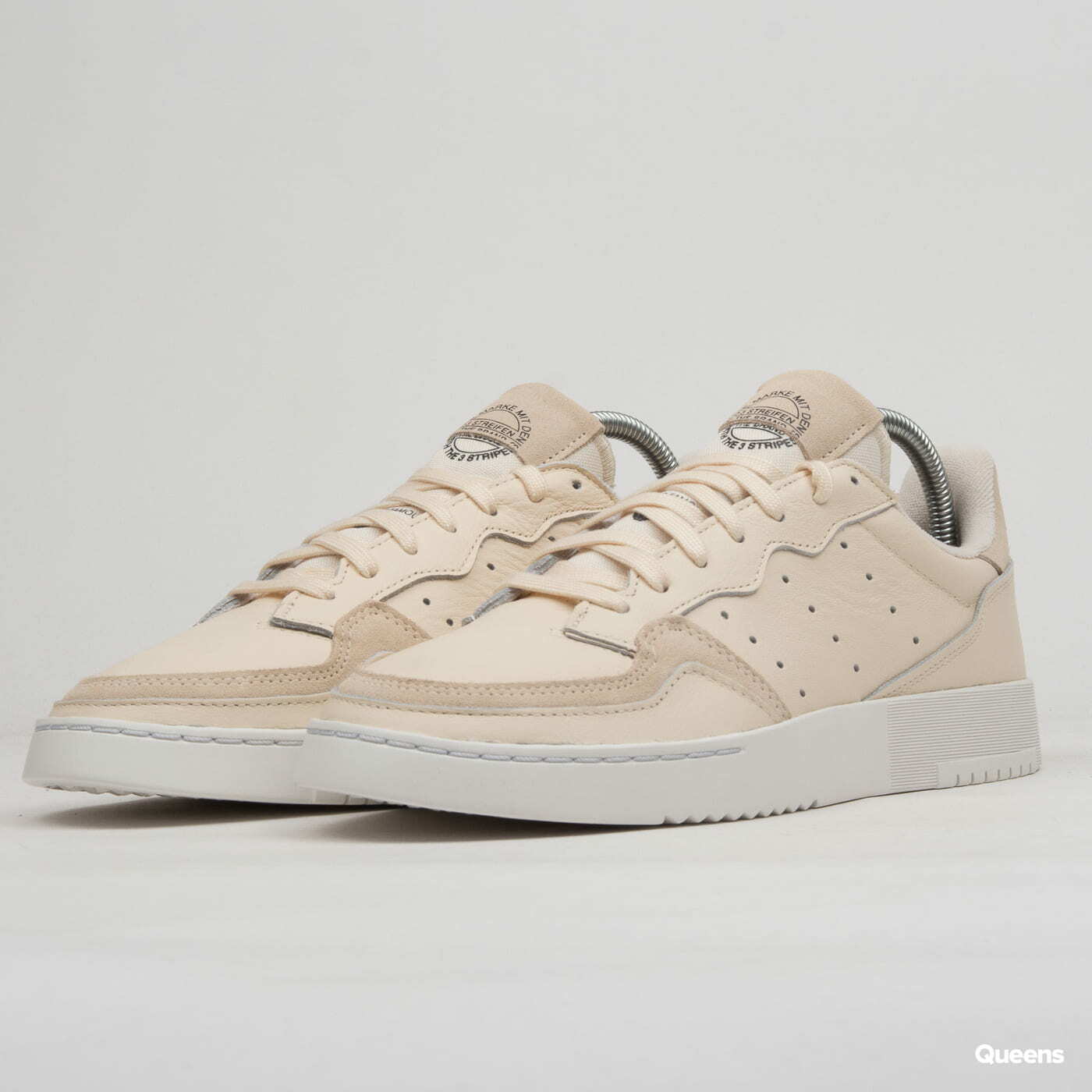 supercourt ecru tint