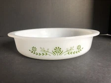 VINTAGE Glasbake 8” J2429 Green Daisy Glass Deep Baking Dish EX