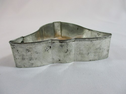 Christmas Bell Cookie Cutter 3" Metal - Picture 2 of 3