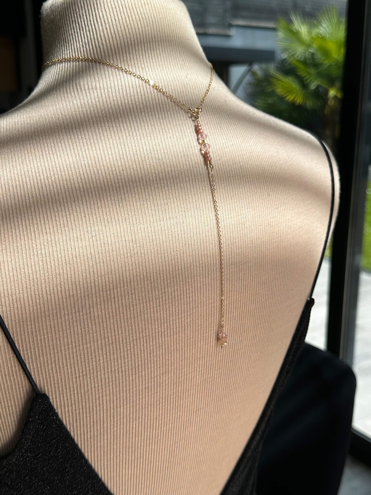 Collier dos perles en argent un cadeau romantique pour femme raffinée
