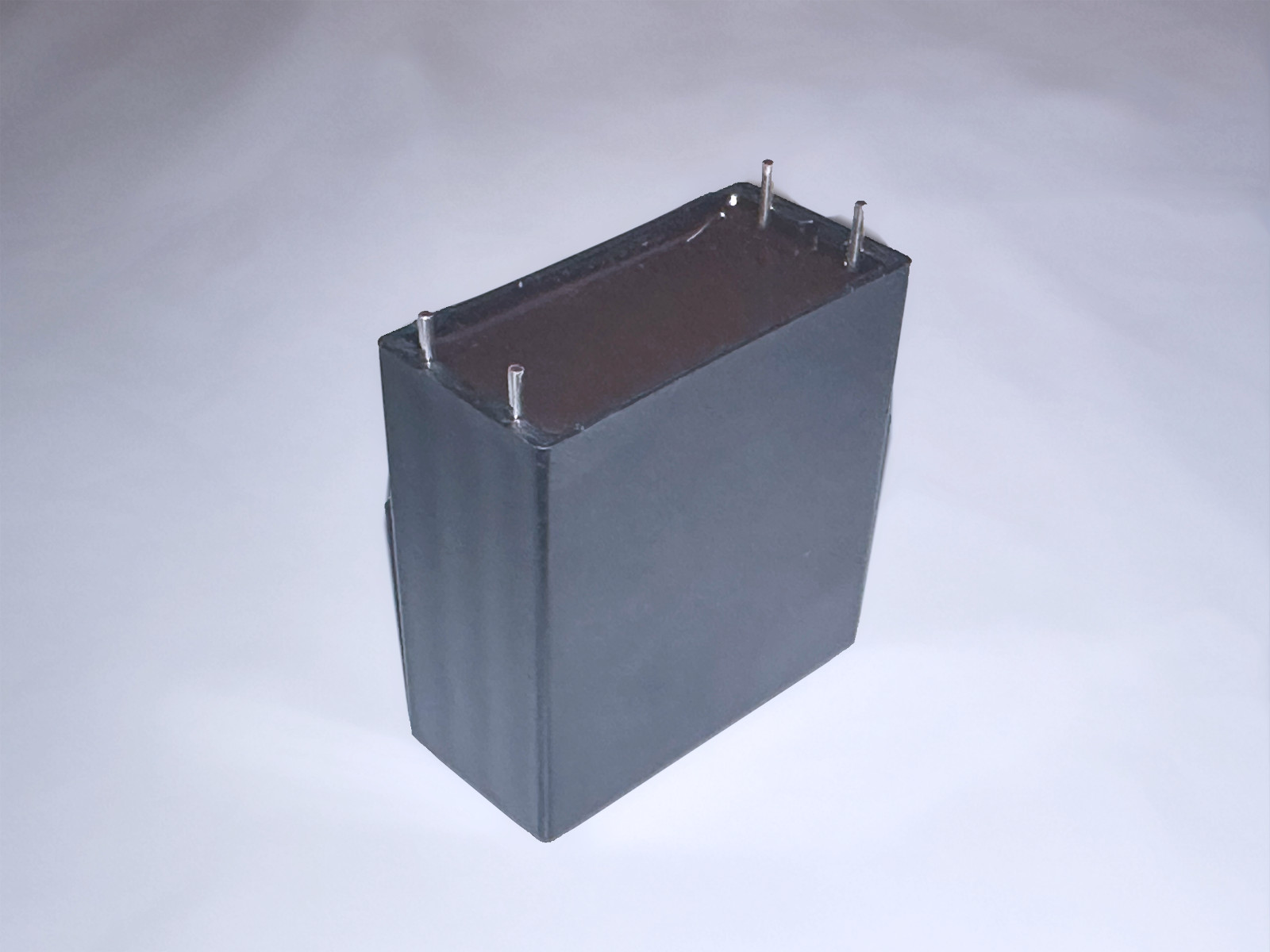 EZPE1B106MTA Panasonic 10uF 1100V Metallized Polypropylene Film Capacitor