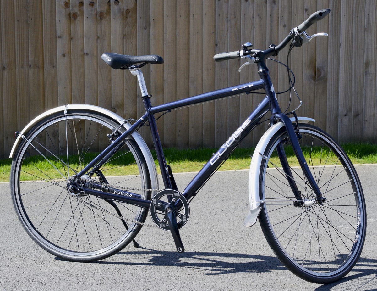 Specialized Globe Elite Bicycle with 8-Speed Nexus Hub Gear Good