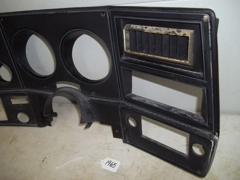 GMC 1978 1979 1980 CAMIONETA CHEVY CHEVROLET TABLERO BISEL 466701 C10 C20 C30 AIRE ACONDICIONADO  Foto 3 de 4