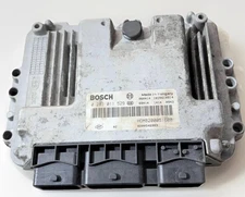 2001-2014 Opel Vivaro X83 Engine Control Unit 8200546983 Bosch 0281011529