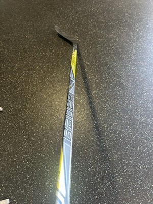 New Bauer Vapor APX 2 Dressed 1S Pro Stock Hockey stick Left Sr. 82 Flex P28M