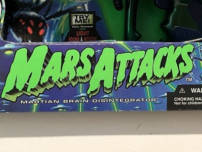 Trendmasters 1996 Mars Attacks Brain Disintegrator Blaster Ray Gun
