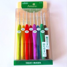 NEW Clover Amure Crochet Hook Set 43-321 Soft Grip 8 Sizes Made in Japan