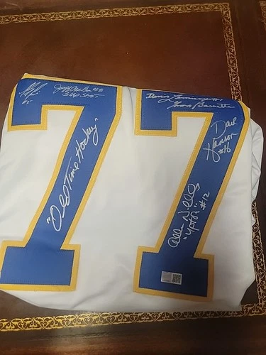 SLAP SHOT Signed 6 Cast Members Chiefs Hockey Jersey Total Sports Buffalo COA