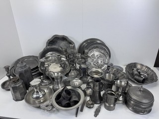Lote chatarra estaño antigua colección 20 5 kg vasos placas platos jarras X374