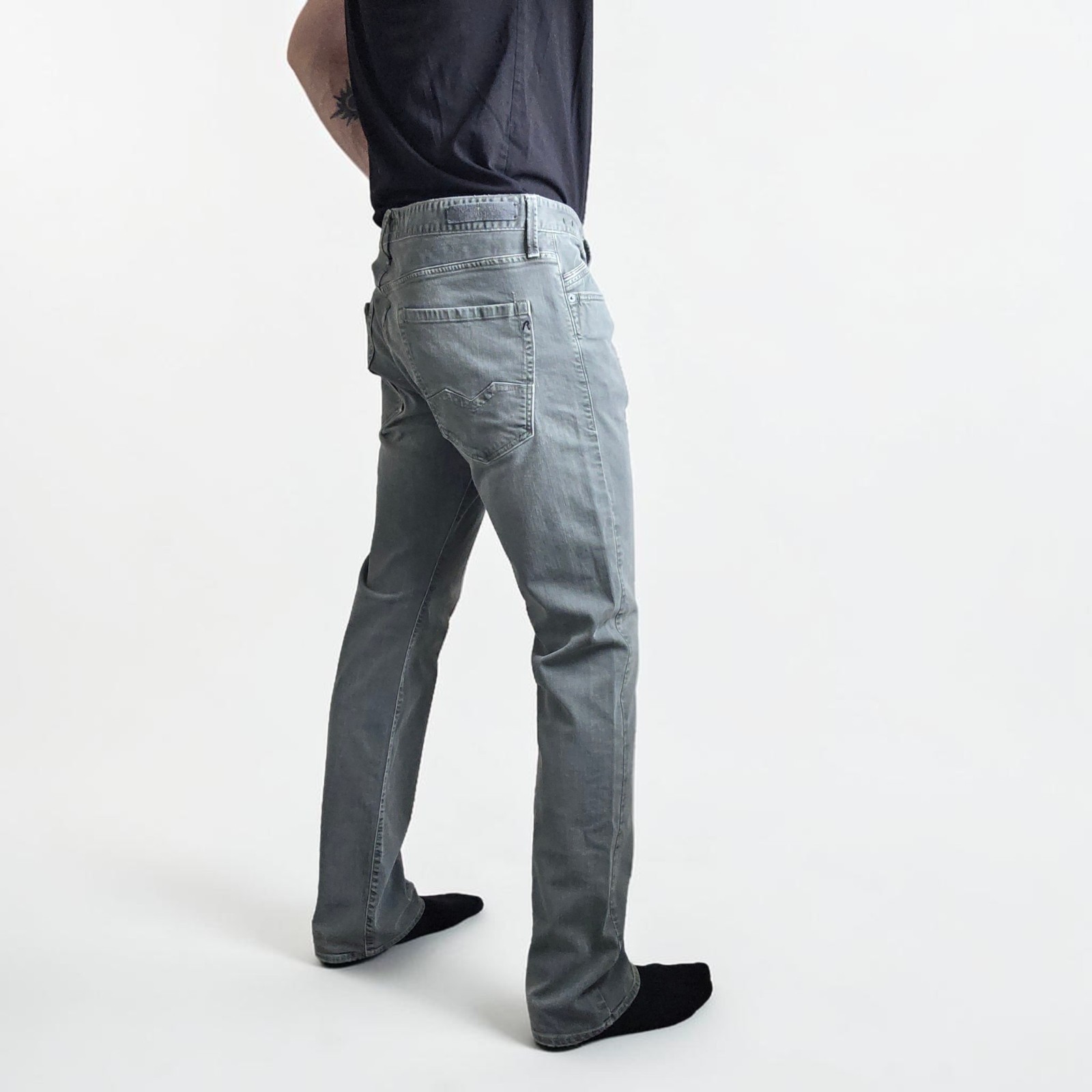 Replay Waitom Jeans W37 L33 Grey Straight Fit Denim Men’s Button Fly image 3