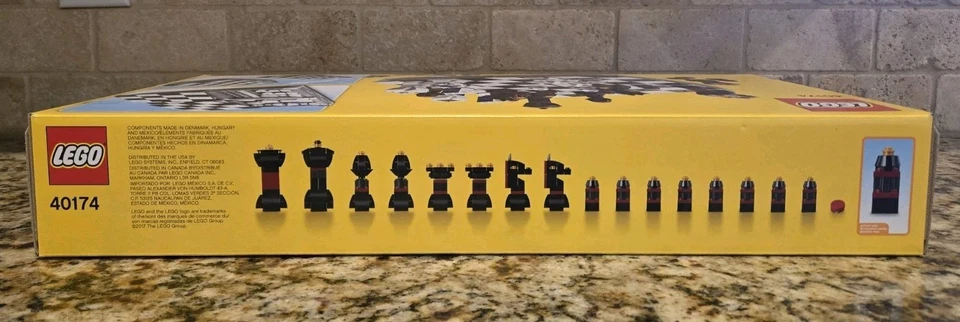 Lego Exclusive 2 in 1: 40174 Lego Chess - Retired - NISB - Image 4 of 4