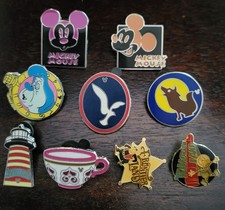 lot of Disney Trading Pin Set: some hidden Mickey, sone park Icons and vintage