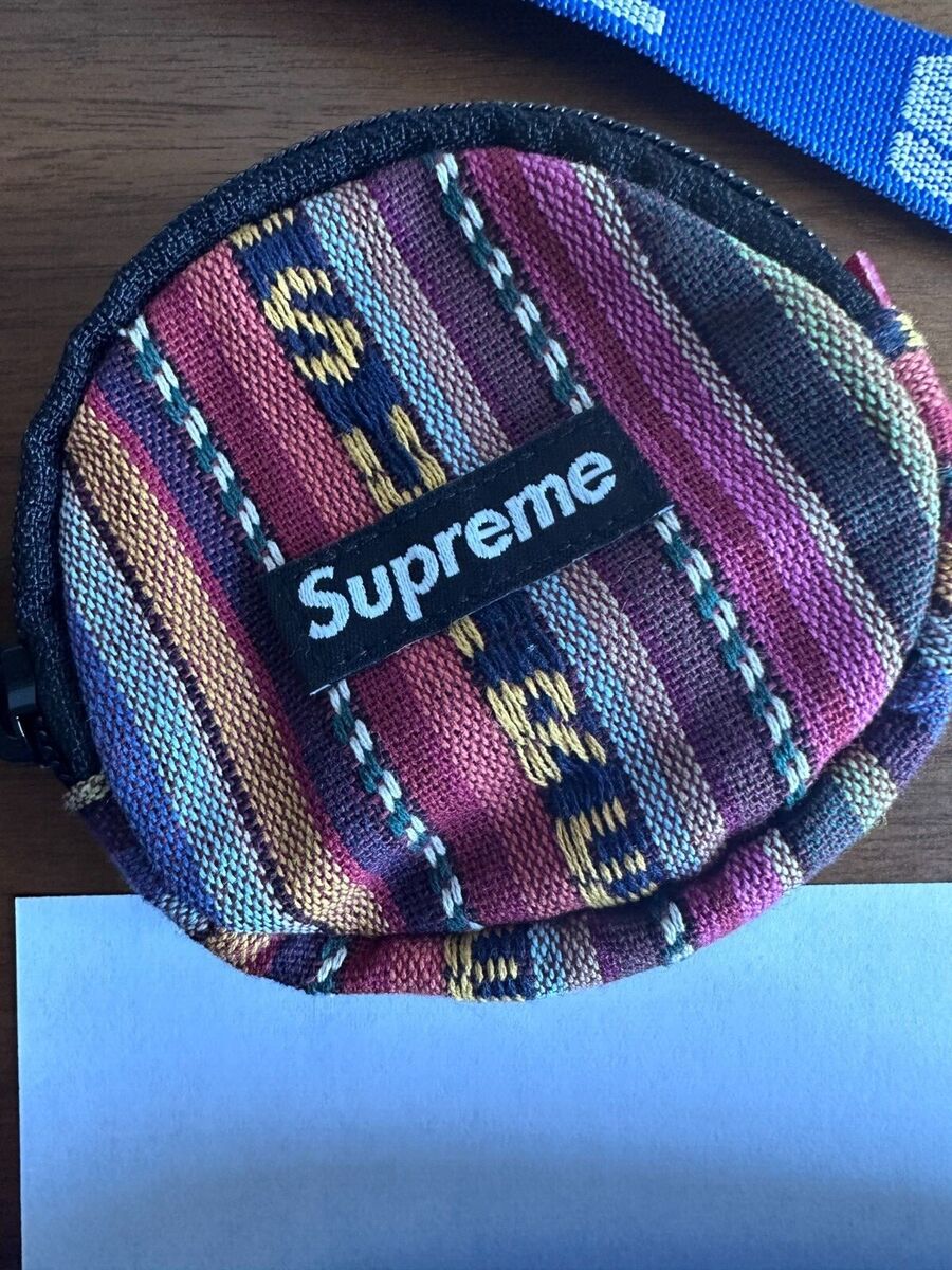 Supreme clearance coin pouch Supreme clearance coin pouch