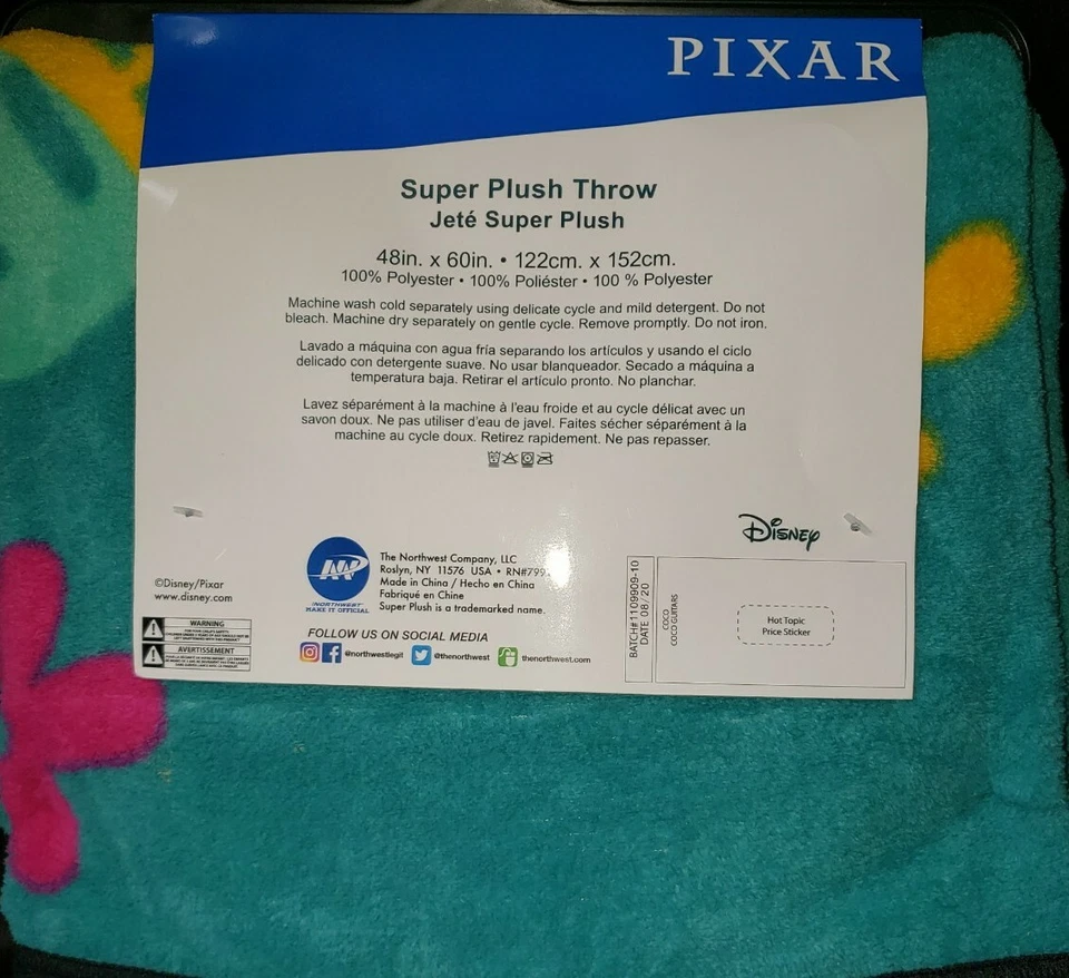 迪士尼皮克斯可可扔毯米格尔死亡日 48 英寸 x 60 全新 — 第 3/3 张图片