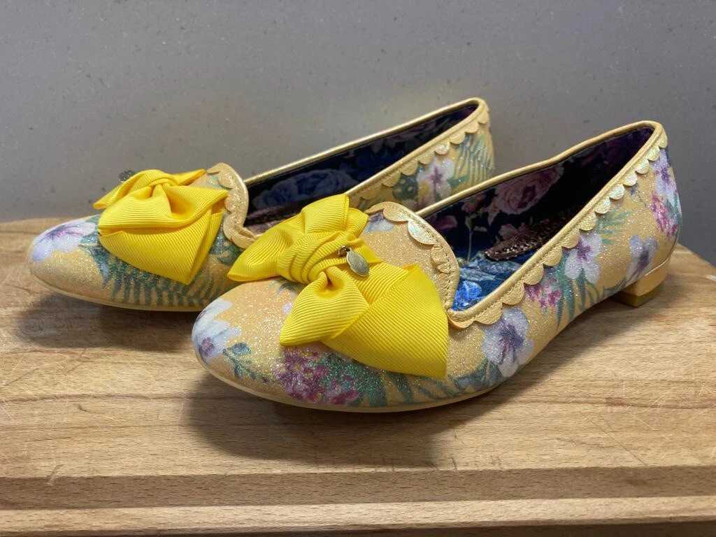 Ebay irregular hotsell choice size 6