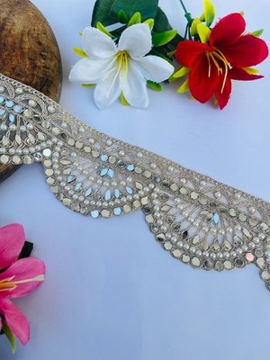 6 CM Wide Gold Trim: Mirror & Pearls Embellished Border, 1 Yard