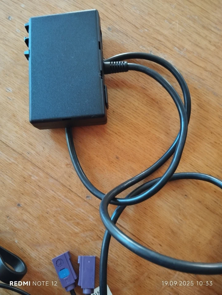 Bury CP 1000 CarPhone LTE mit Sprachsteuerung - Bild 3 von 4