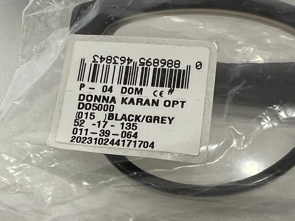 Armação de óculos DONNA KARAN DO5000 015 PRETO/CINZA CHIFRE 52/17/135 FEMININO - Imagem 4 de 4