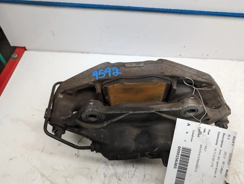 Pinza de pasajero delantera sin freno deportivo para BMW 740e 752225 17-19 Foto 2 de 4