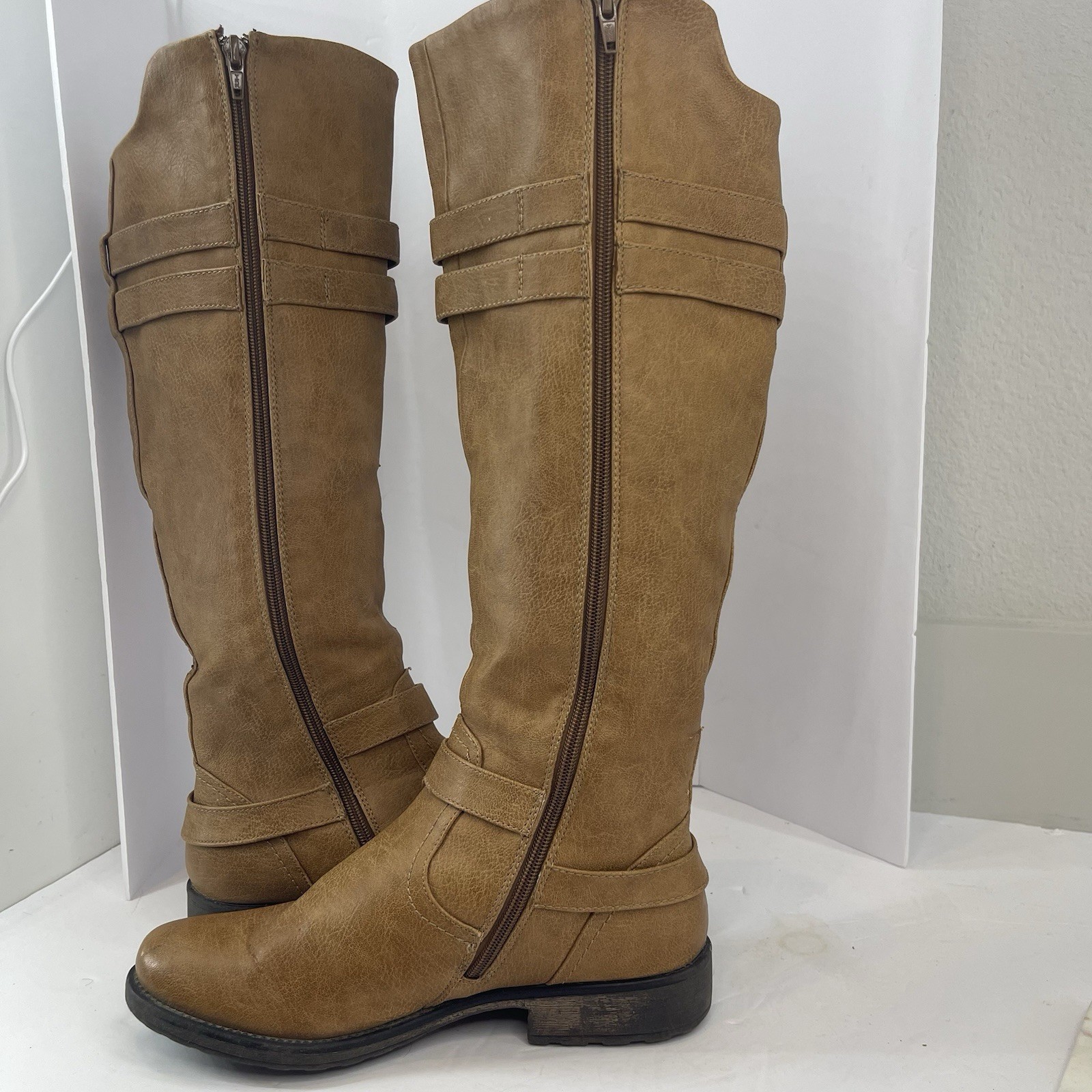 BareTraps Sheela Knee-High Boots 10M Cognac Brown Zip Buckle Riding Biker