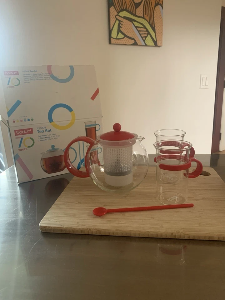 BODUM ASSAM TEA PRESS SET CUPS SPOONS - RED, 70TH ANNIV.BISTRO RETRO ATOMIC - Image 3 of 3