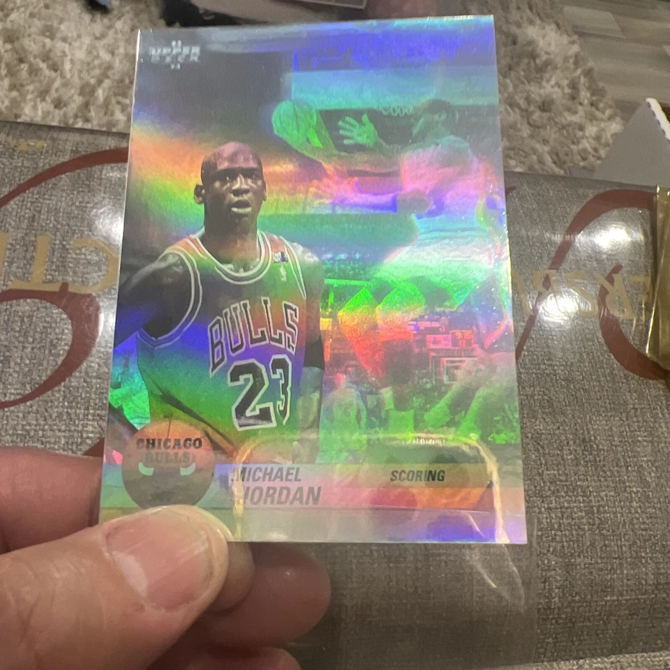 🔥1992 Upper Deck MICHAEL JORDAN #EB1 RARE HOLOGRAM International 🔥1201 - Image 3 of 4