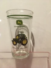 John Deere 14 oz Beer Pint Glasses  Nothing Runs Like a Deere!