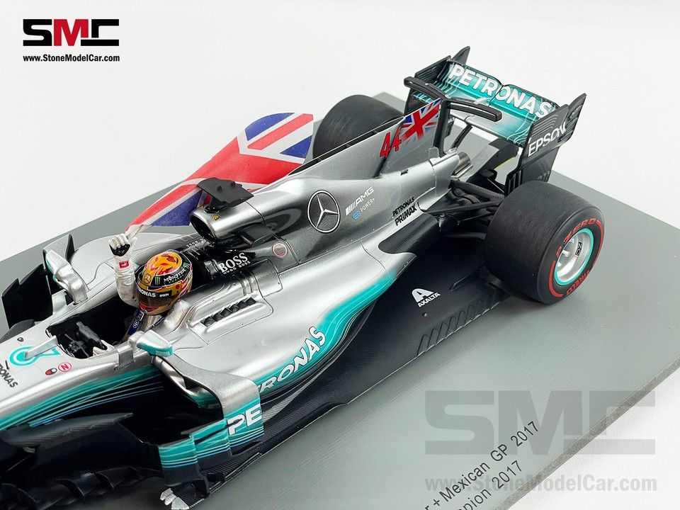 Minichamps F1 Mercedes W08 Lewis Hamilton 1/43 Russian GP 2017 World Champion eB