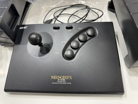 Neo Geo x Gold Limited Edition (No Handheld Console)
