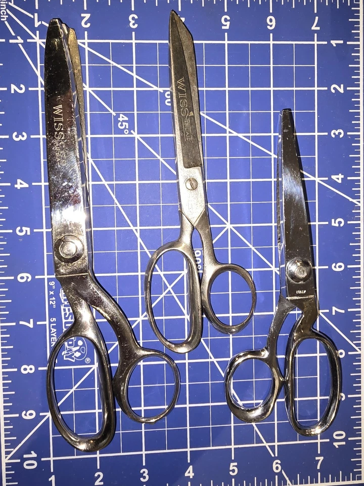 Lot of 3 ~WISS Pinking Shears 9" CC9, Wiss#137, 7 ", & Italy7"Pinking Shears - Image 2 of 4