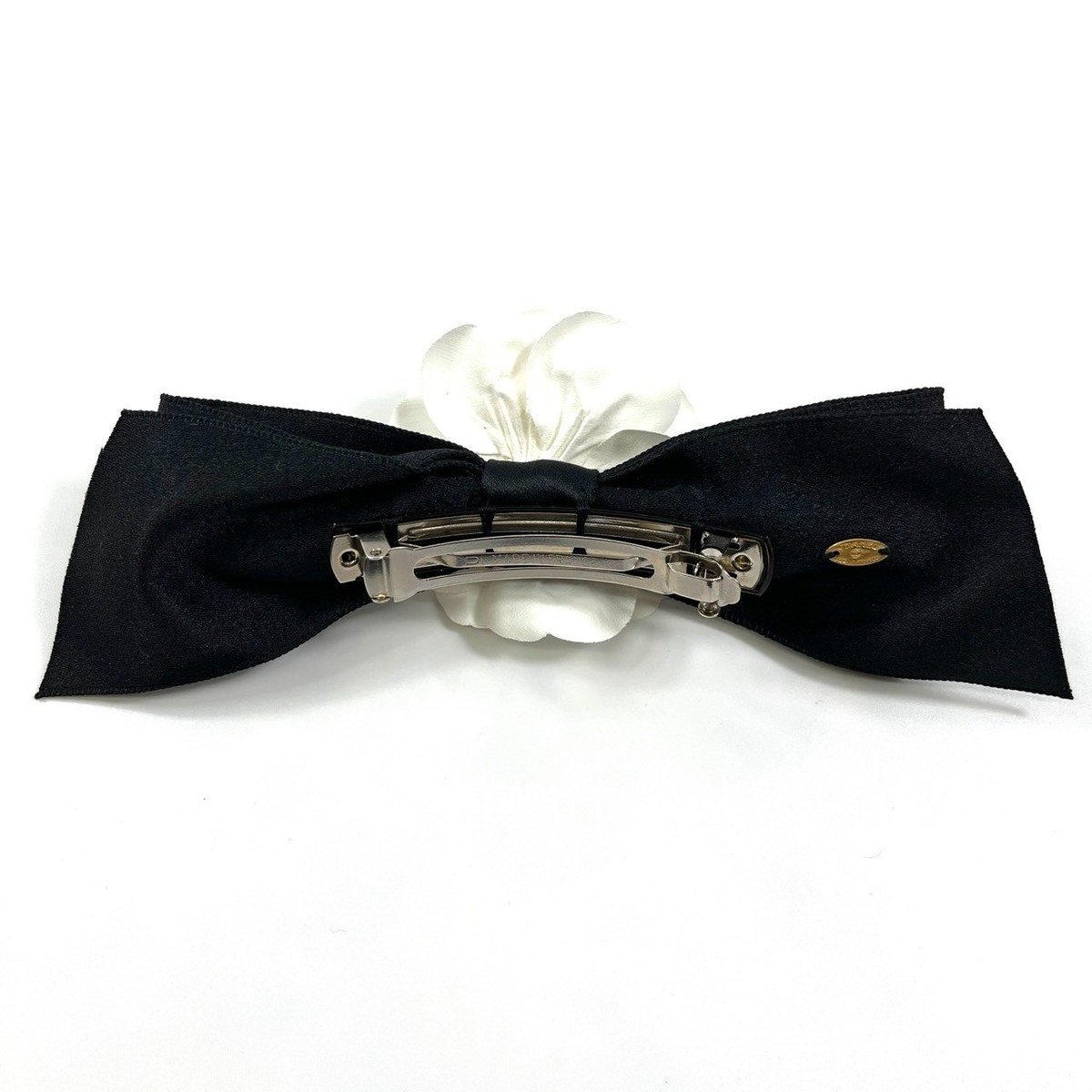 CHANEL Barrette Camellia Flower Satin Hair Accessory White  display picture 3