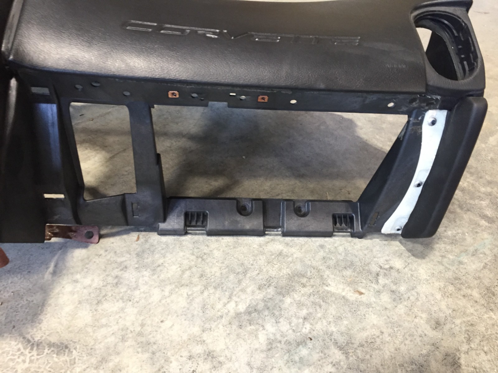 05-13 CHEVROLET CORVETTE C6 DASH DASHBOARD INSTRUMENT PANEL BLACK OEM 0830 A