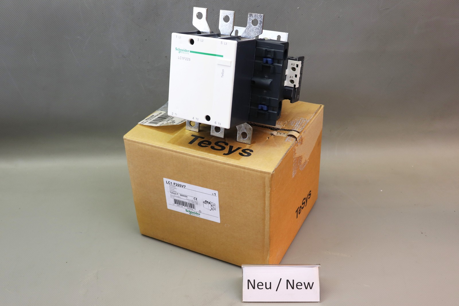Schneider Electric LC1 F225V7 Protezione 225A 400V F225V7AB Inutilizzato Conf
