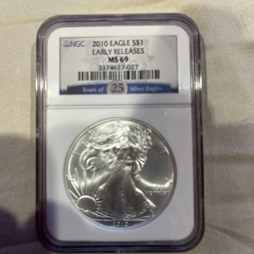 2010 $1 American Silver Eagle MS69  NGC Blue Label Early Release Bright White 