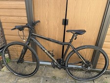Saracen Parisa Hybrid Bike 700C 51cm Aluminium 24sp Hydraulic Disc Flat Bar