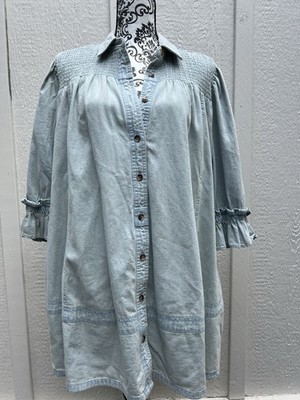 Free People Vanessa denim Smocked tunic Blue Chill 100% cotton material Sz S
