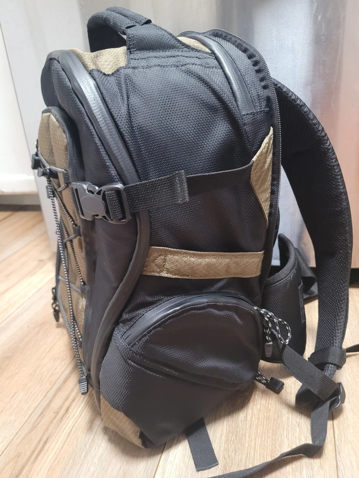 Mochila acolchada TENBA cámara oliva  Foto 3 de 4