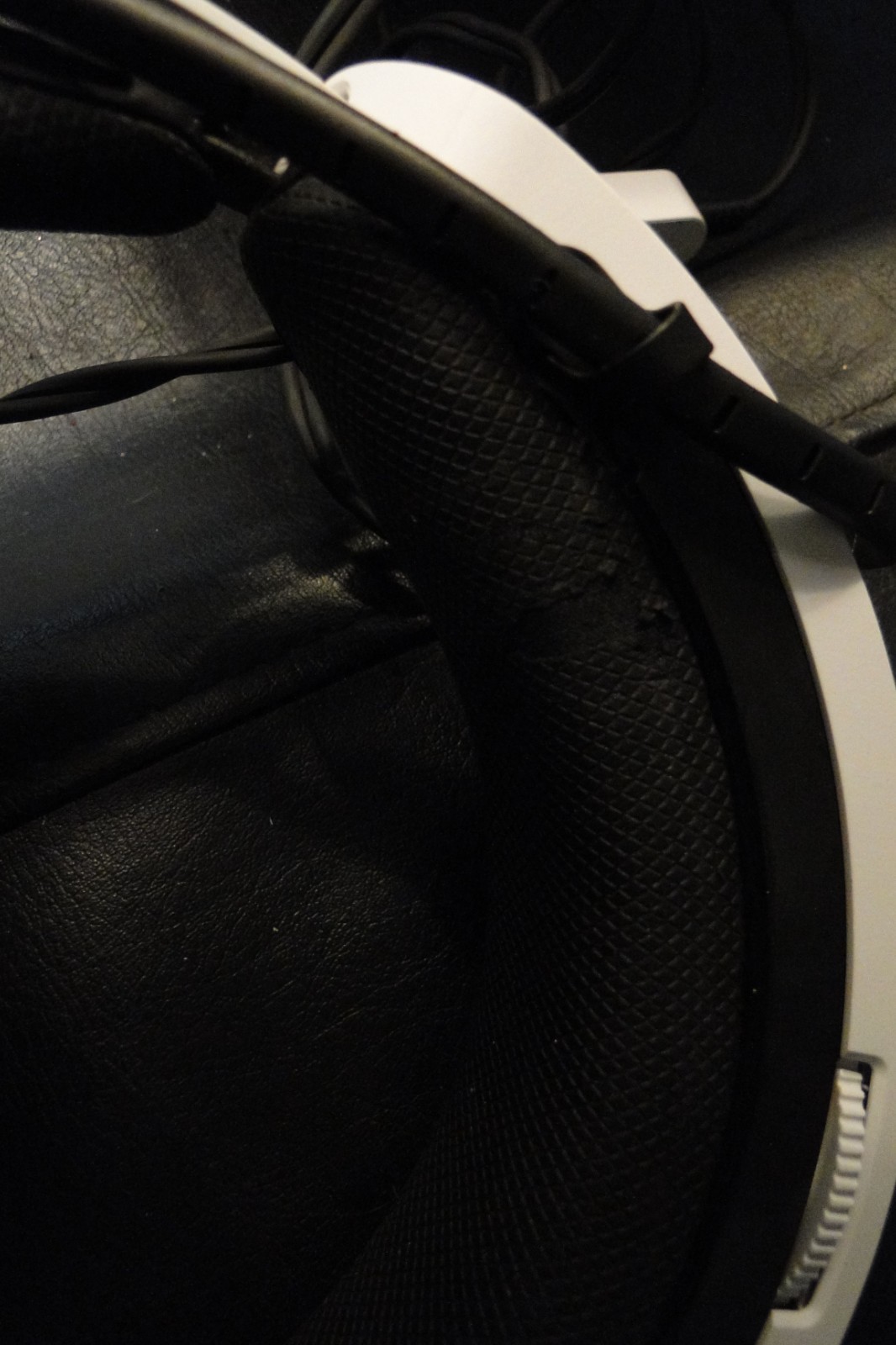 Sony PlayStation PS VR Bundle VR1 1st Generation PS4 headset motion