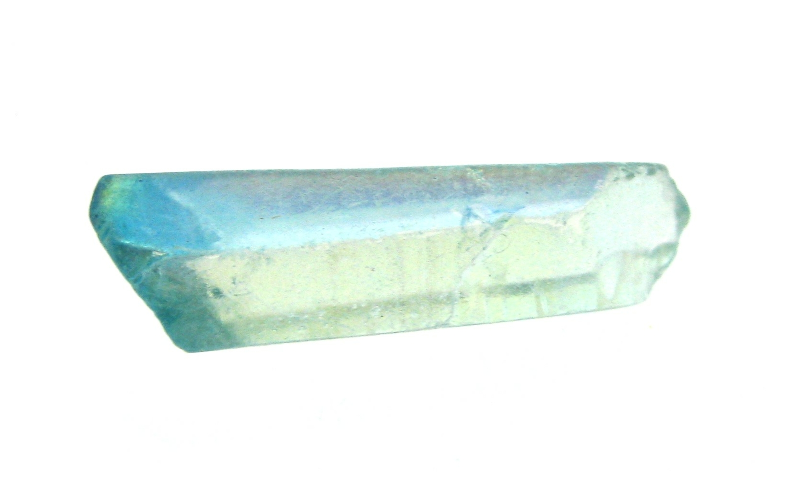 Aqua Aura hellblau (Bergkristall behandelt) Kristall 2-4 cm