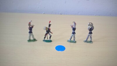 Lot De 43 Soldats Plats En étain - Armée D'époque 1800 Environ - échelle 1:72