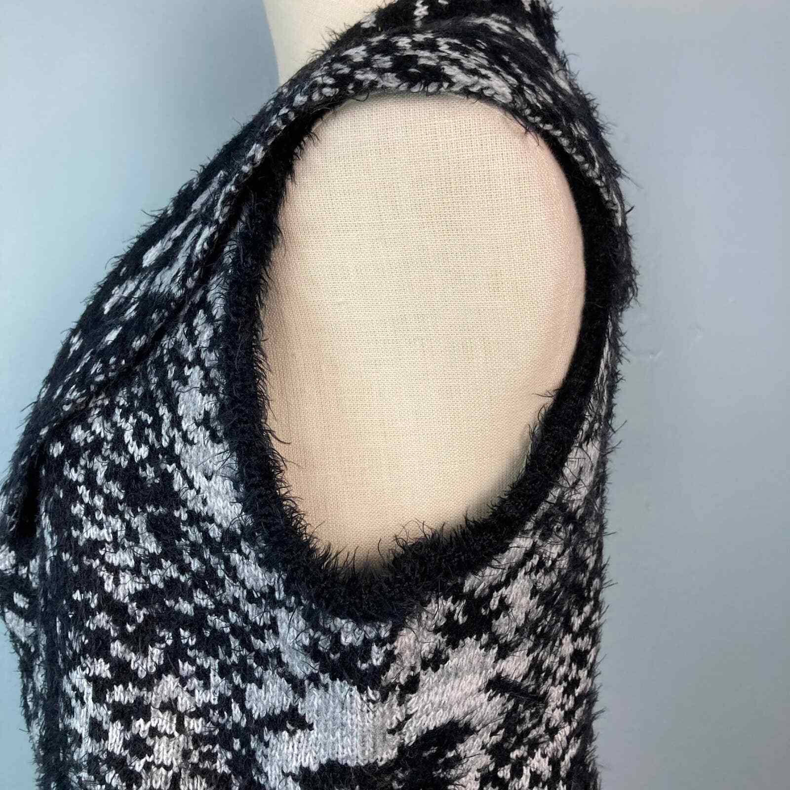 Sioni Black Gray Snakeskin Python Patterned Eyela… - image 9