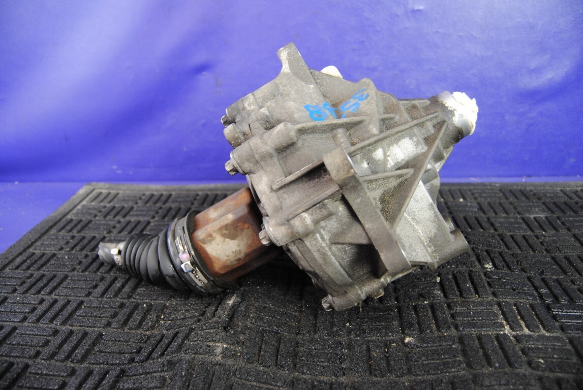 14-19 Maserati Quattroporte S AWD 3.0L Front Differential 06700077220 OEM