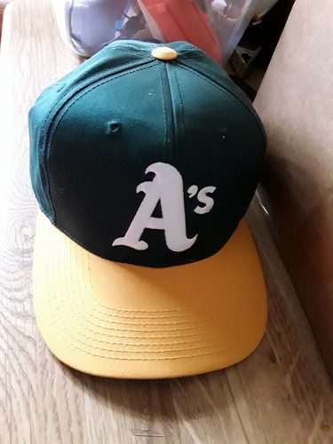 Oakland A's Era Hat Green Adjustable 
