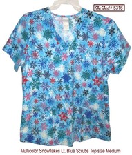 Multicolor Snowflakes Scrub Top Size Medium Light Blue Winter Pattern - VGC